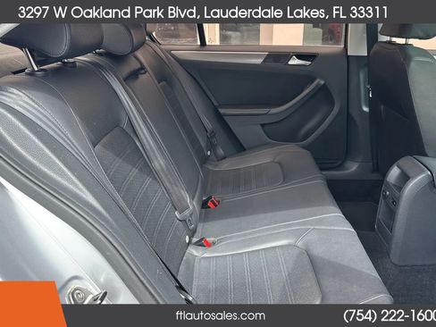 Used 2014 Volkswagen Jetta SEL FWD image 26