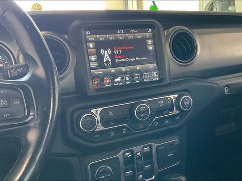 Used 2021 Jeep Wrangler Unlimited Sport AWD/4WD image 10