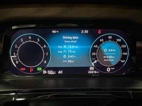 Used 2025 Volkswagen Atlas SE image 23