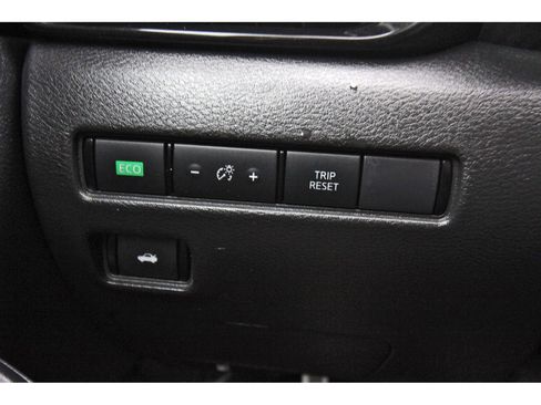 Used 2024 Nissan Sentra SV w/ All-Weather Package image 22