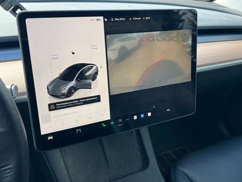 Used 2023 Tesla Model 3 Standard Range RWD image 14