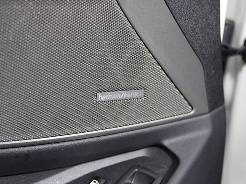 Used 2023 BMW 330e w/ M Sport Package image 10