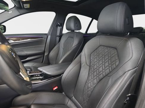 Certified 2023 BMW 530i w/ Premium Package image 17