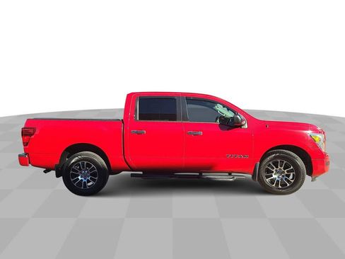 Used 2021 Nissan Titan SV w/ Off Road Protection Package image 9