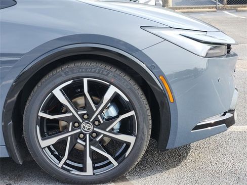 New 2026 Toyota Prius Plug-In Hybrid image 5