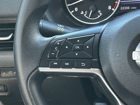 Certified 2024 Nissan Sentra SV image 25