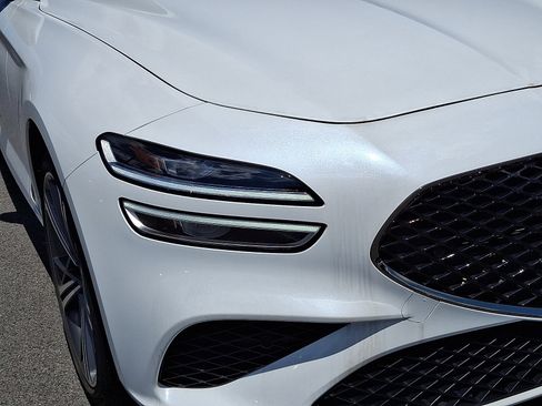 Used 2025 Genesis G70 2.5T w/ Sport Prestige Package AWD/4WD image 9