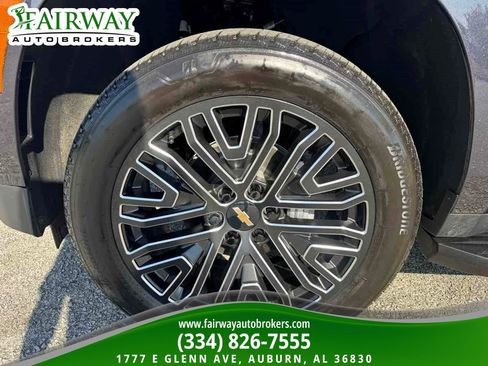 Used 2025 Chevrolet Tahoe LT w/ Comfort Package RWD image 34