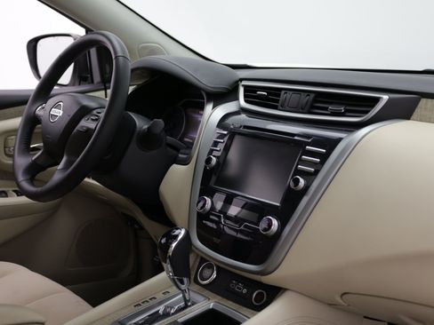 Used 2019 Nissan Murano SV w/ Premium Package FWD image 38
