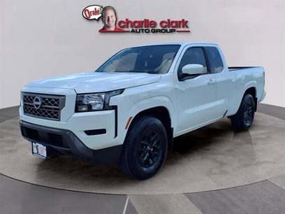 Used 2024 Nissan Frontier SV w/ Technology Package