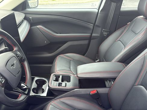 Used 2025 Ford Mustang Mach-E Premium w/ Sport Appearance Package AWD/4WD image 13