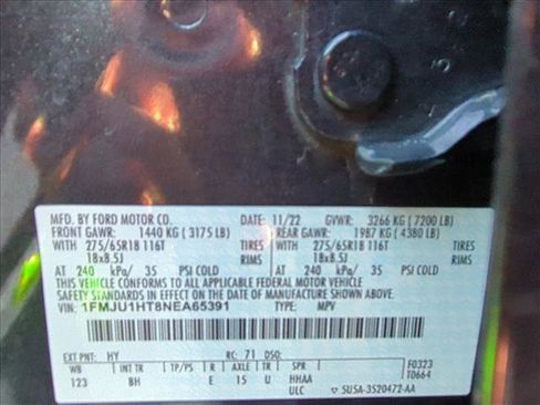 Used 2022 Ford Expedition XLT image 24