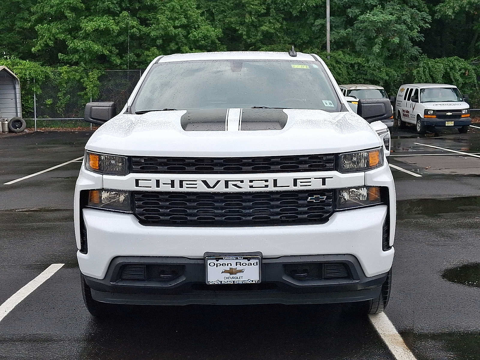 Used 2021 Chevrolet Silverado 1500 Custom w/ Rally Edition AWD/4WD image 2