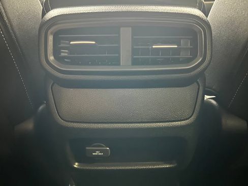 Used 2025 Honda Ridgeline Sport image 20