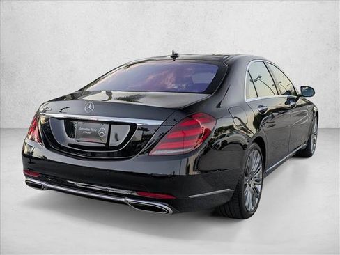 Used 2019 Mercedes-Benz S 560 Sedan image 5