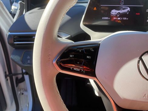 Used 2021 Volkswagen ID.4 1st Edition image 16