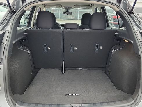 Certified 2025 Nissan Kicks Play S FWD image 29