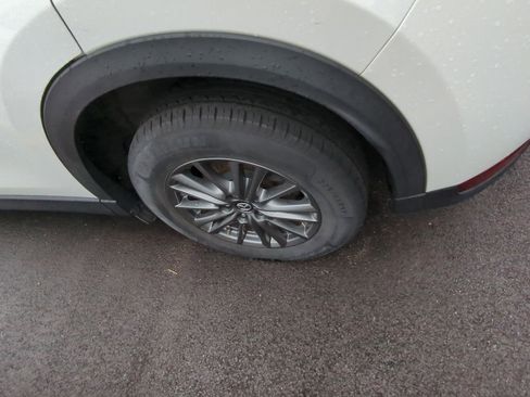 Used 2017 MAZDA CX-5 Sport AWD/4WD image 5