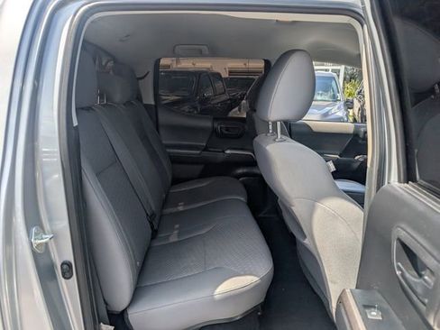 Used 2022 Toyota Tacoma SR5 w/ Technology Package RWD image 13