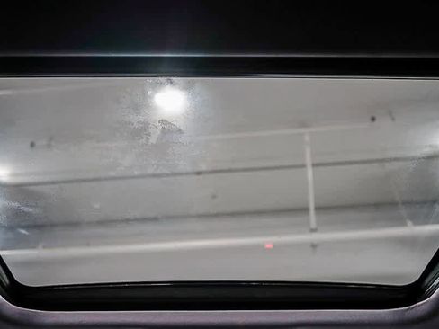 Used 2023 Toyota Camry XSE image 11