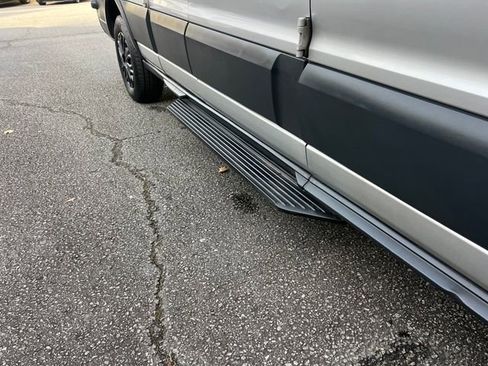 Used 2015 Ford Transit 350 XLT image 31