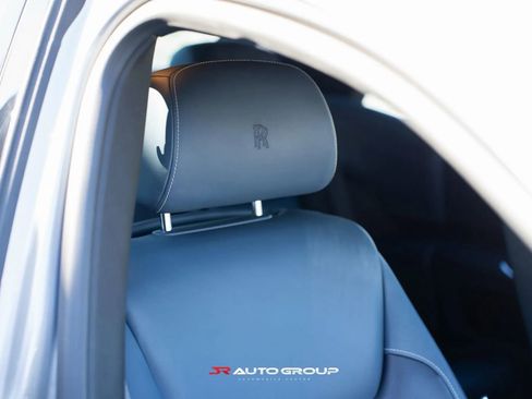 Used 2018 Rolls-Royce Ghost image 32
