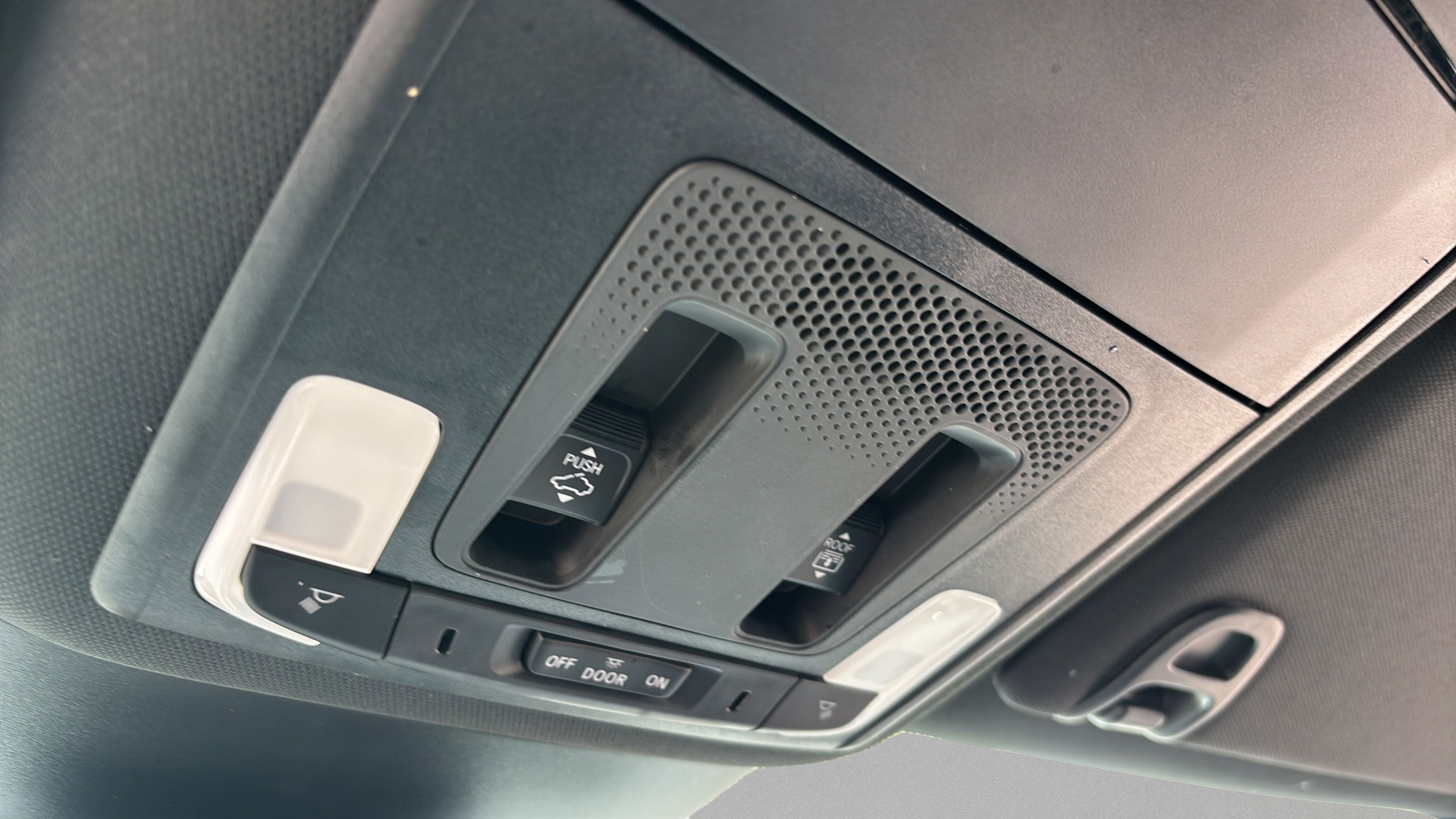 Certified 2025 Honda Pilot TrailSport image 30