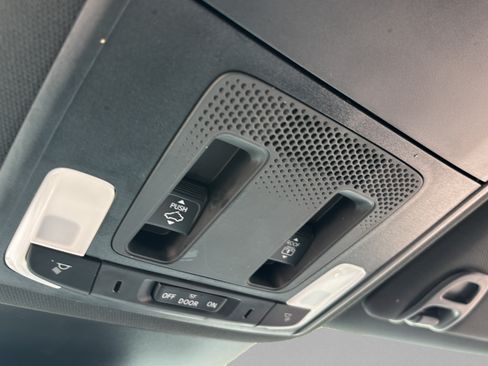 Certified 2025 Honda Pilot TrailSport image 30