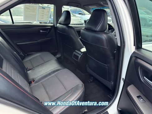 Used 2017 Toyota Camry SE FWD image 13