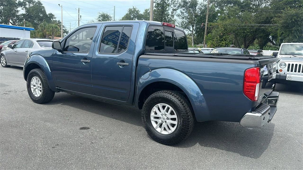 Used 2014 Nissan Frontier SV w/ SV Value Truck Package AWD/4WD image 25