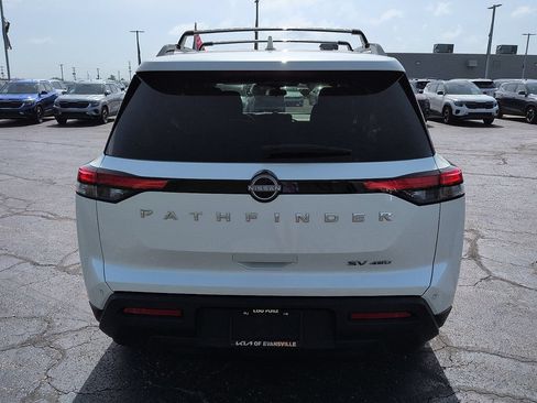 Used 2023 Nissan Pathfinder SV AWD/4WD image 6