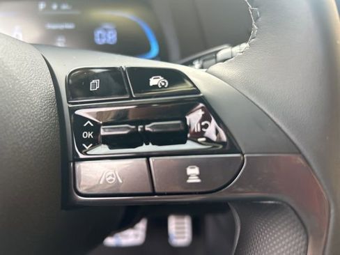 New 2026 Hyundai Elantra SEL Sport Premium FWD image 17