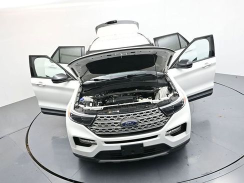 Used 2021 Ford Explorer Limited w/ Equipment Group 301A image 47