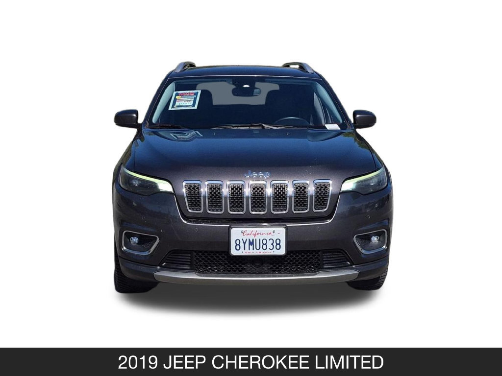 Used 2019 Jeep Cherokee Limited w/ Technology Group FWD image 2