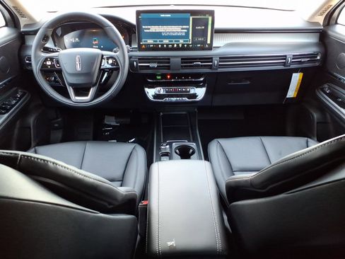 New 2026 Lincoln Corsair Premiere AWD/4WD image 10