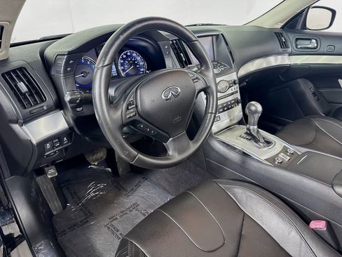 Used 2014 INFINITI Q60 Convertible w/ Premium Package image 10