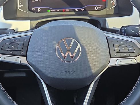 Used 2023 Volkswagen Atlas SE image 20