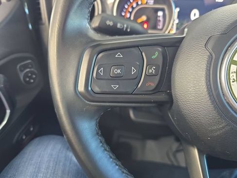 Used 2022 Jeep Gladiator Sport AWD/4WD image 19