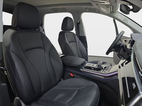 Used 2023 Audi Q7 3.0T Premium Plus w/ Premium Plus Package image 12