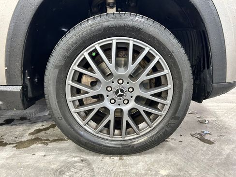 Used 2021 Mercedes-Benz GLE 350 4MATIC image 31