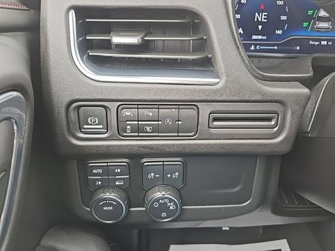 Used 2023 Chevrolet Tahoe RST w/ Luxury Package AWD/4WD image 46