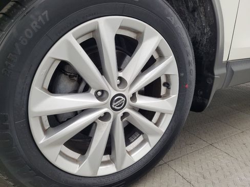 Used 2019 Nissan Rogue Sport SV w/ All-Weather Package image 31