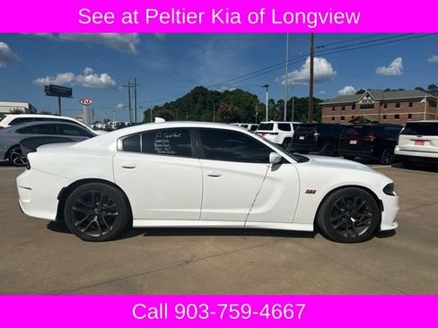 Used 2022 Dodge Charger Scat Pack w/ Harman/Kardon Audio Group RWD image 6