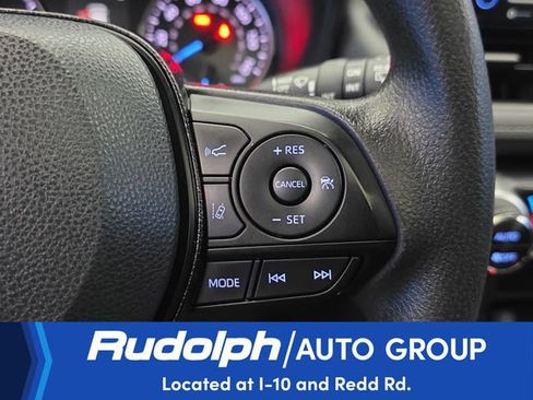 Used 2021 Toyota RAV4 XLE w/ Convenience Package AWD/4WD image 18