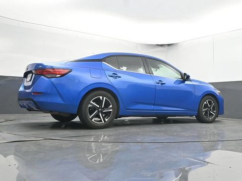Used 2024 Nissan Sentra SV FWD image 23