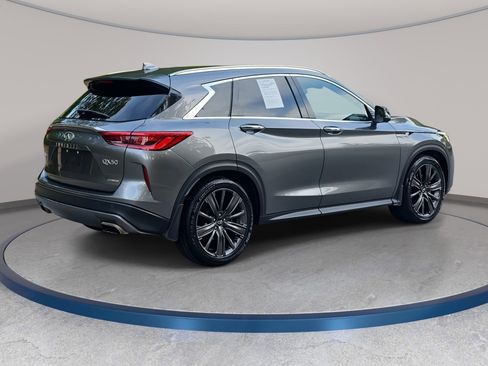 Used 2020 INFINITI QX50 Essential w/ Edition 30 Package FWD image 5