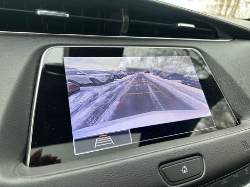 Used 2020 Cadillac XT4 Premium Luxury image 10