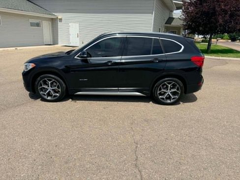 Used 2018 BMW X1 xDrive28i AWD/4WD image 2