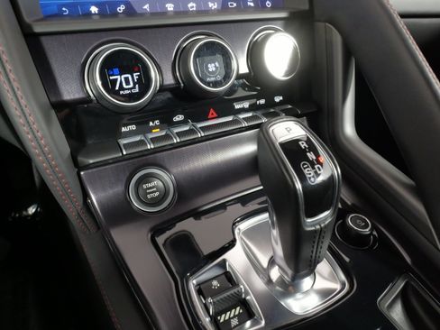 Used 2020 Jaguar F-TYPE Coupe RWD image 51