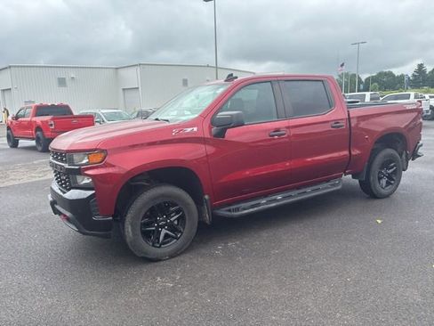 Used 2022 Chevrolet Silverado 1500 Custom Trail Boss AWD/4WD image 2
